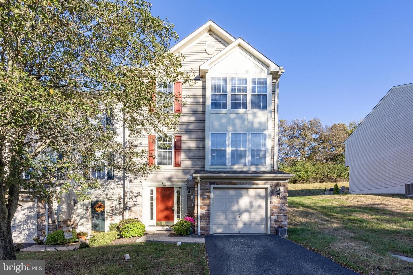 53 Brookview Lane photo 1