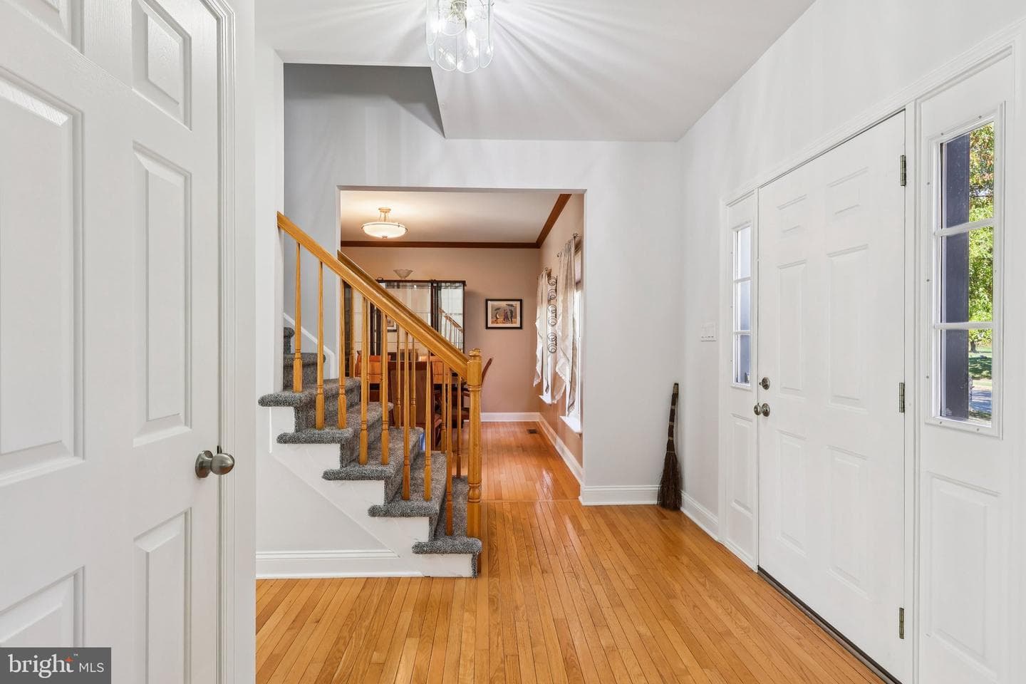 104 Berkshire Lane photo 13