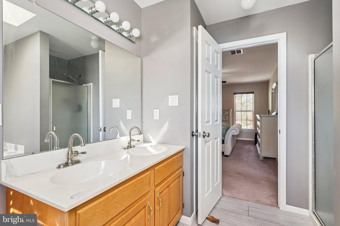 104 Berkshire Lane photo 27