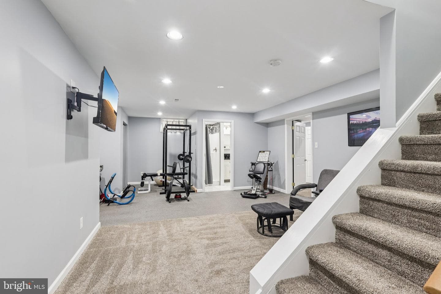 104 Berkshire Lane photo 36