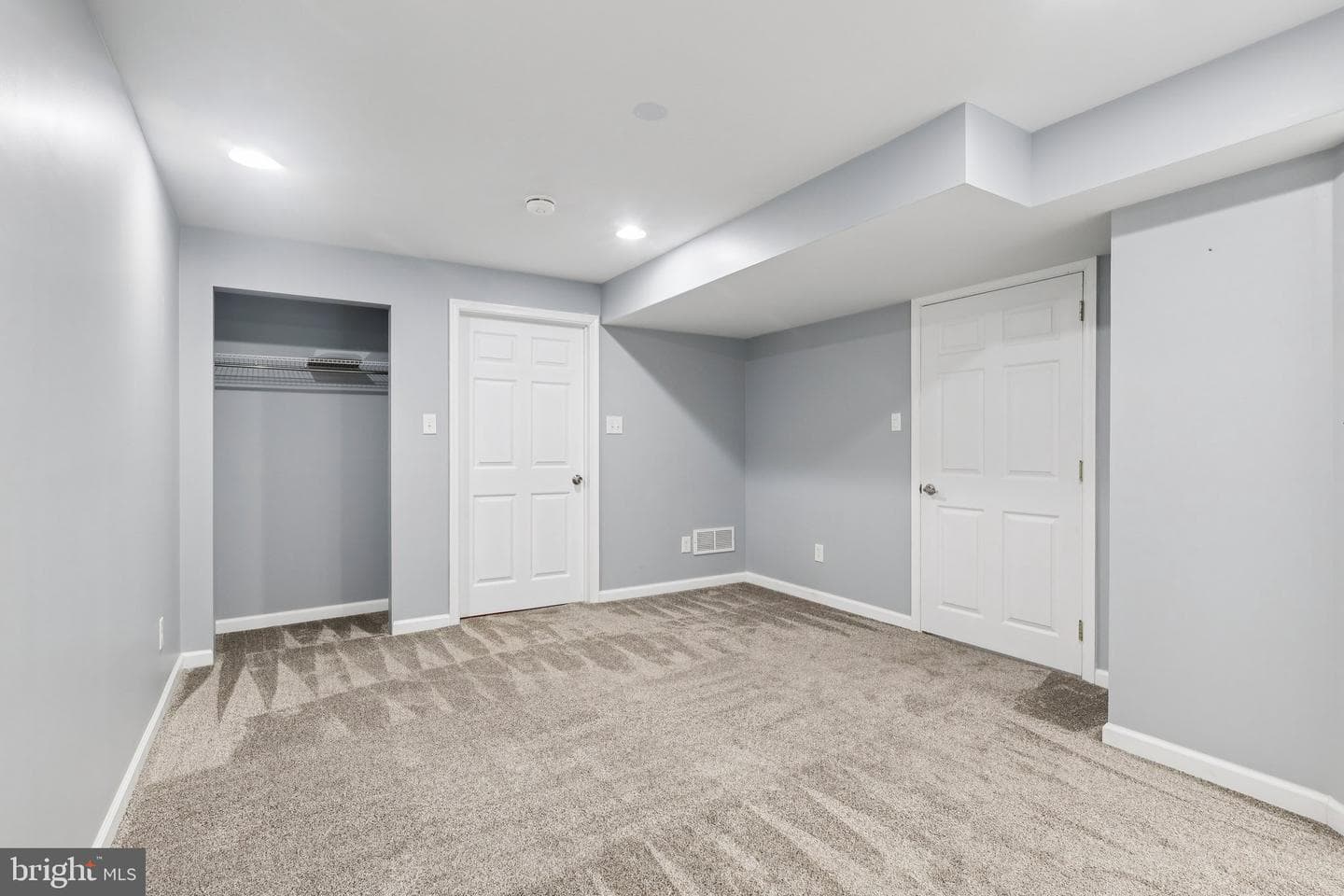 104 Berkshire Lane photo 39