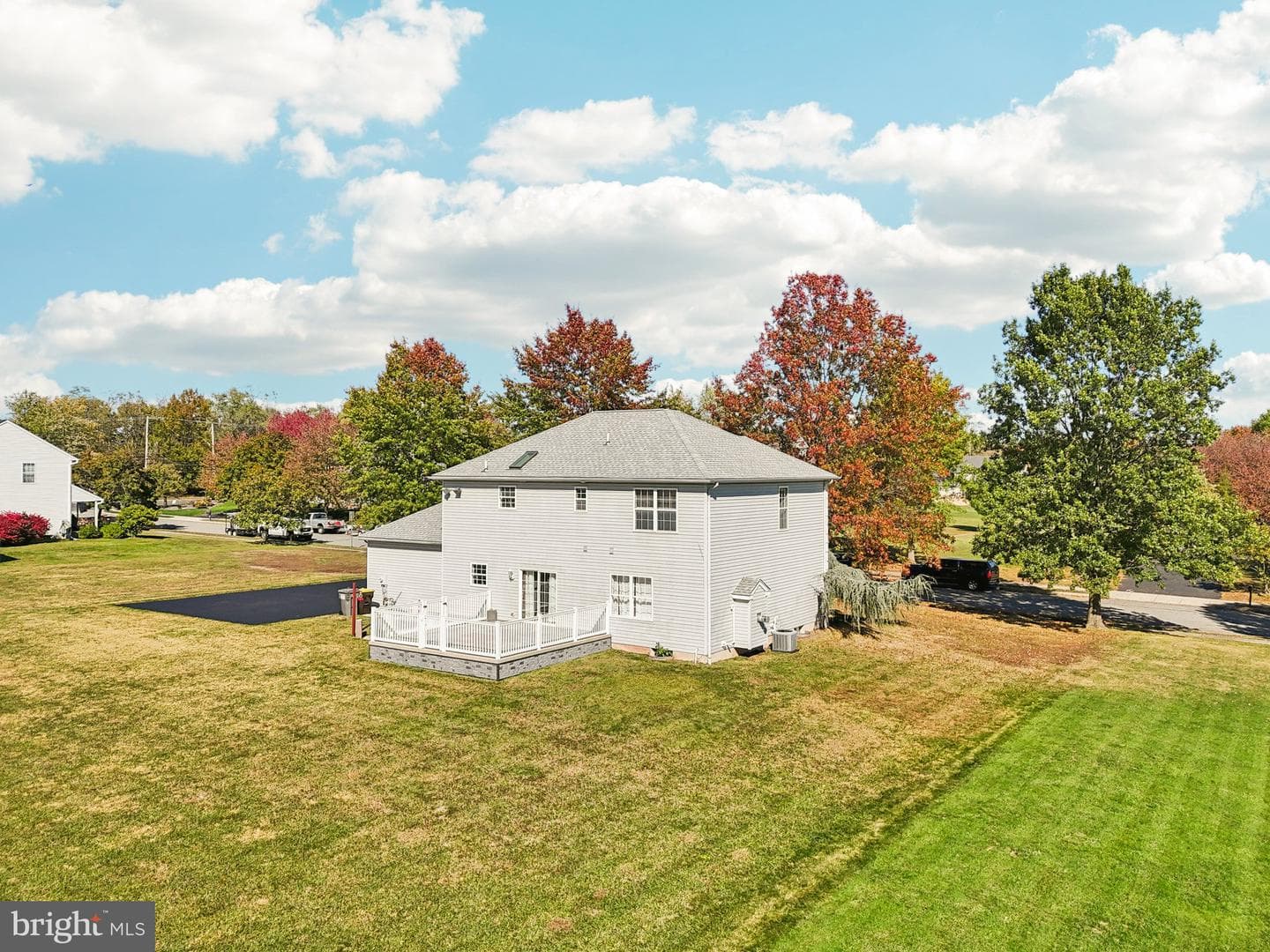 104 Berkshire Lane photo 4