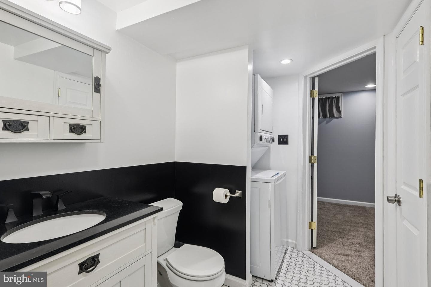 104 Berkshire Lane photo 41