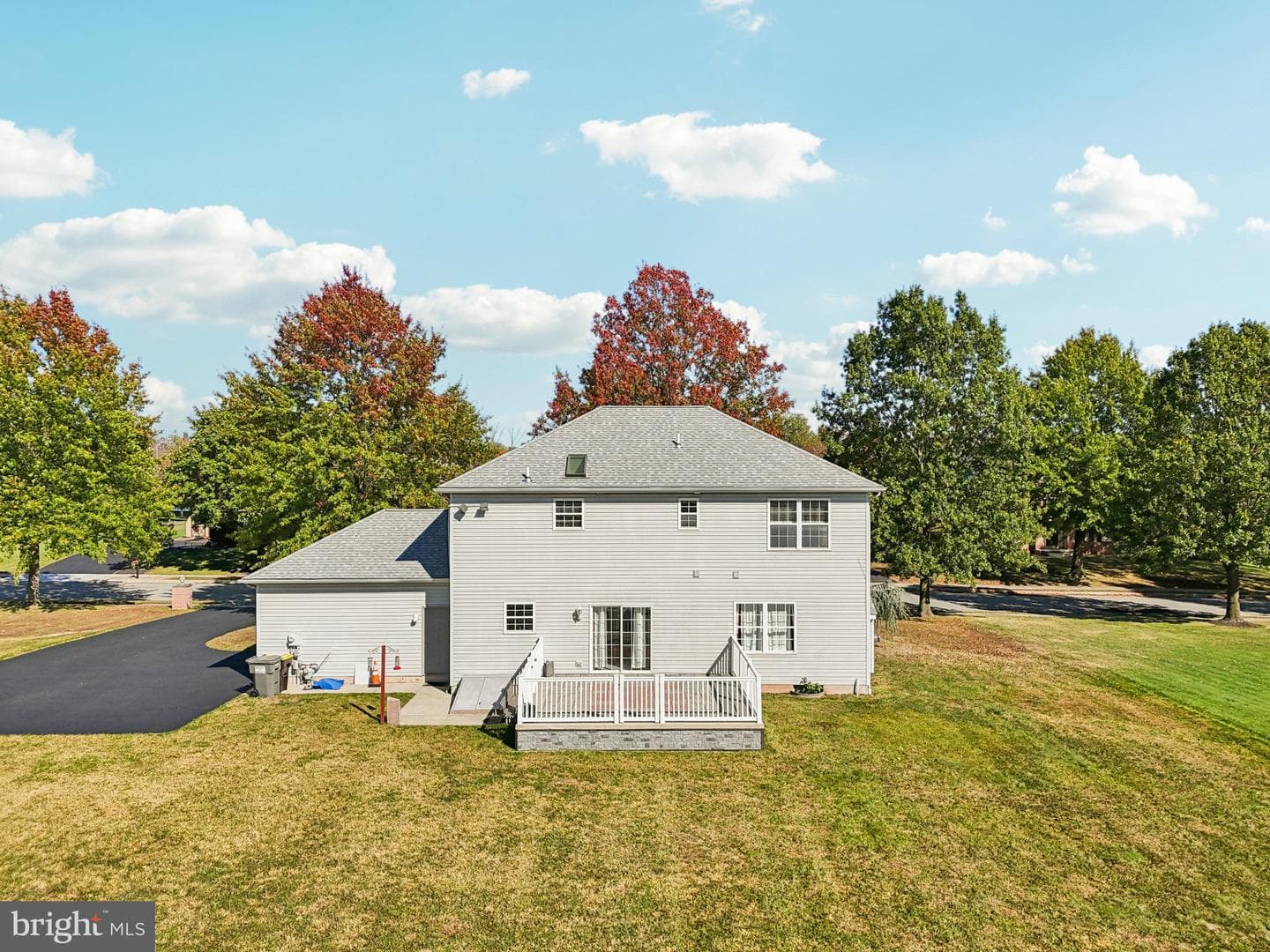 104 Berkshire Lane photo 5