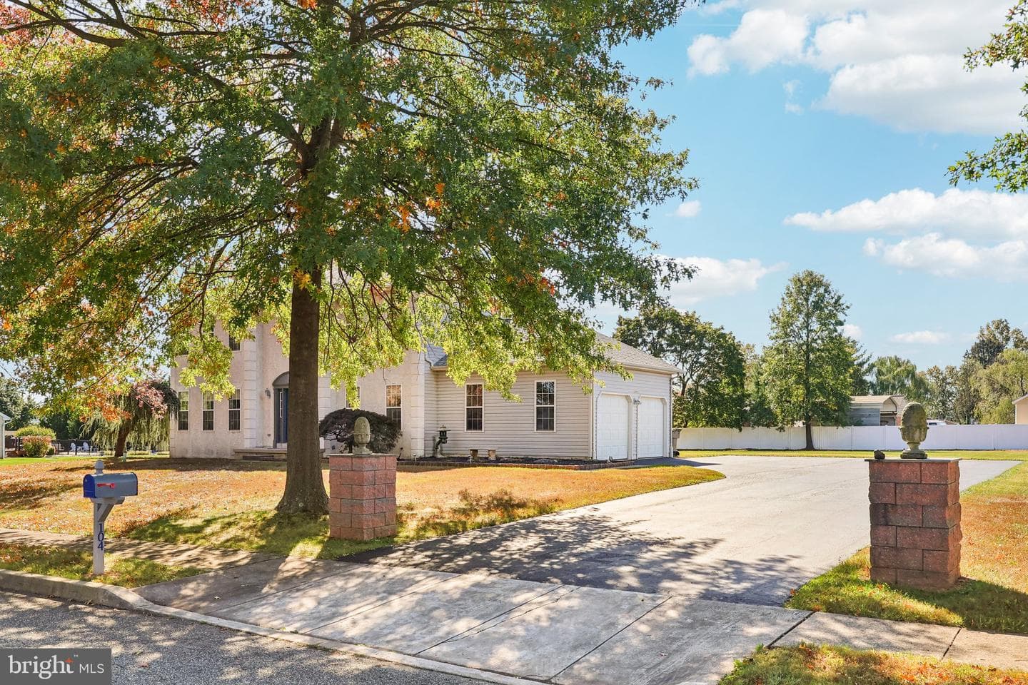 104 Berkshire Lane photo 8