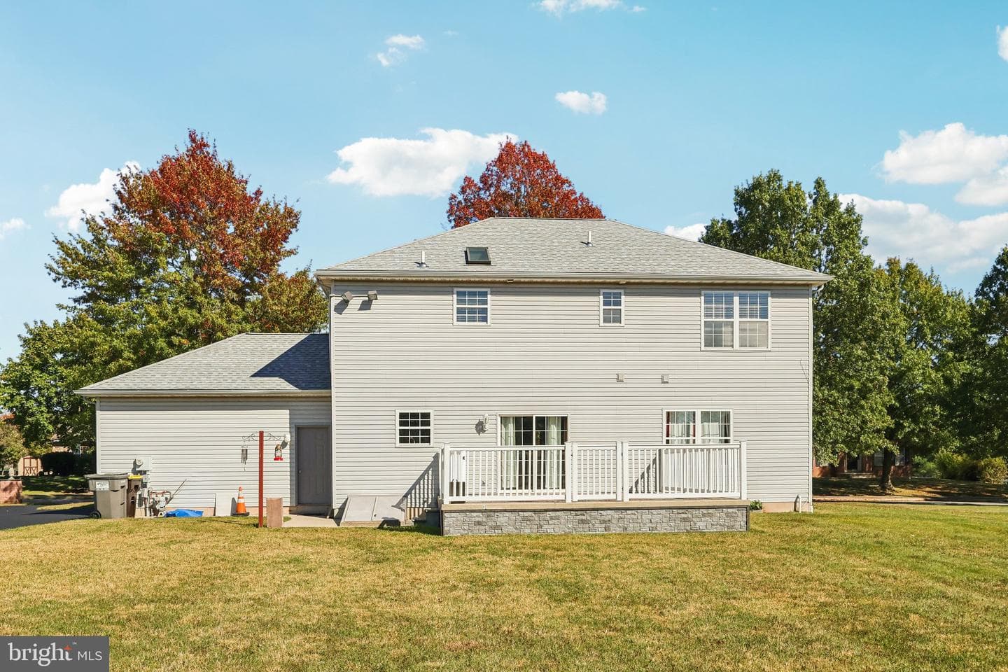 104 Berkshire Lane photo 9
