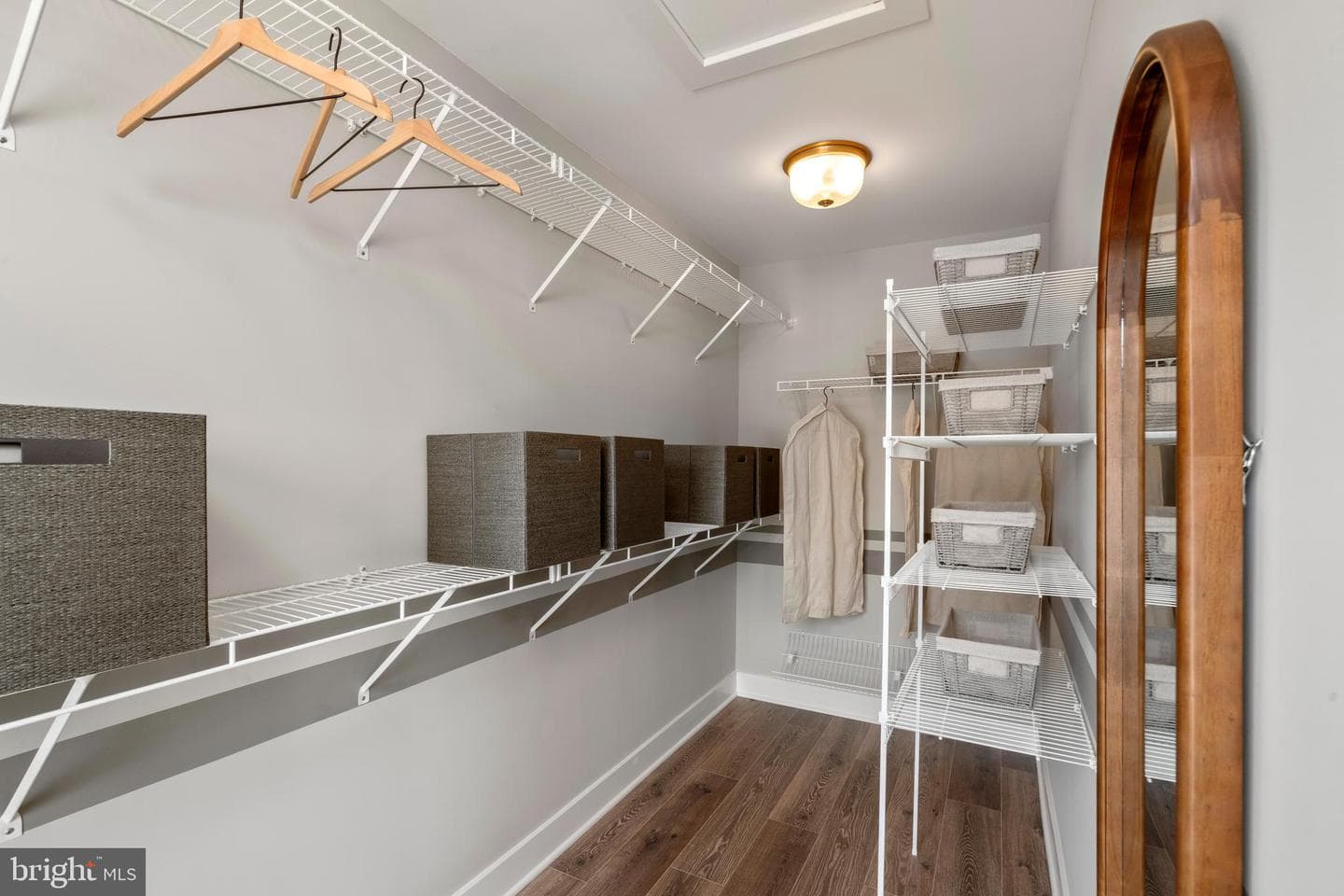 381 Sydney Lane photo 39