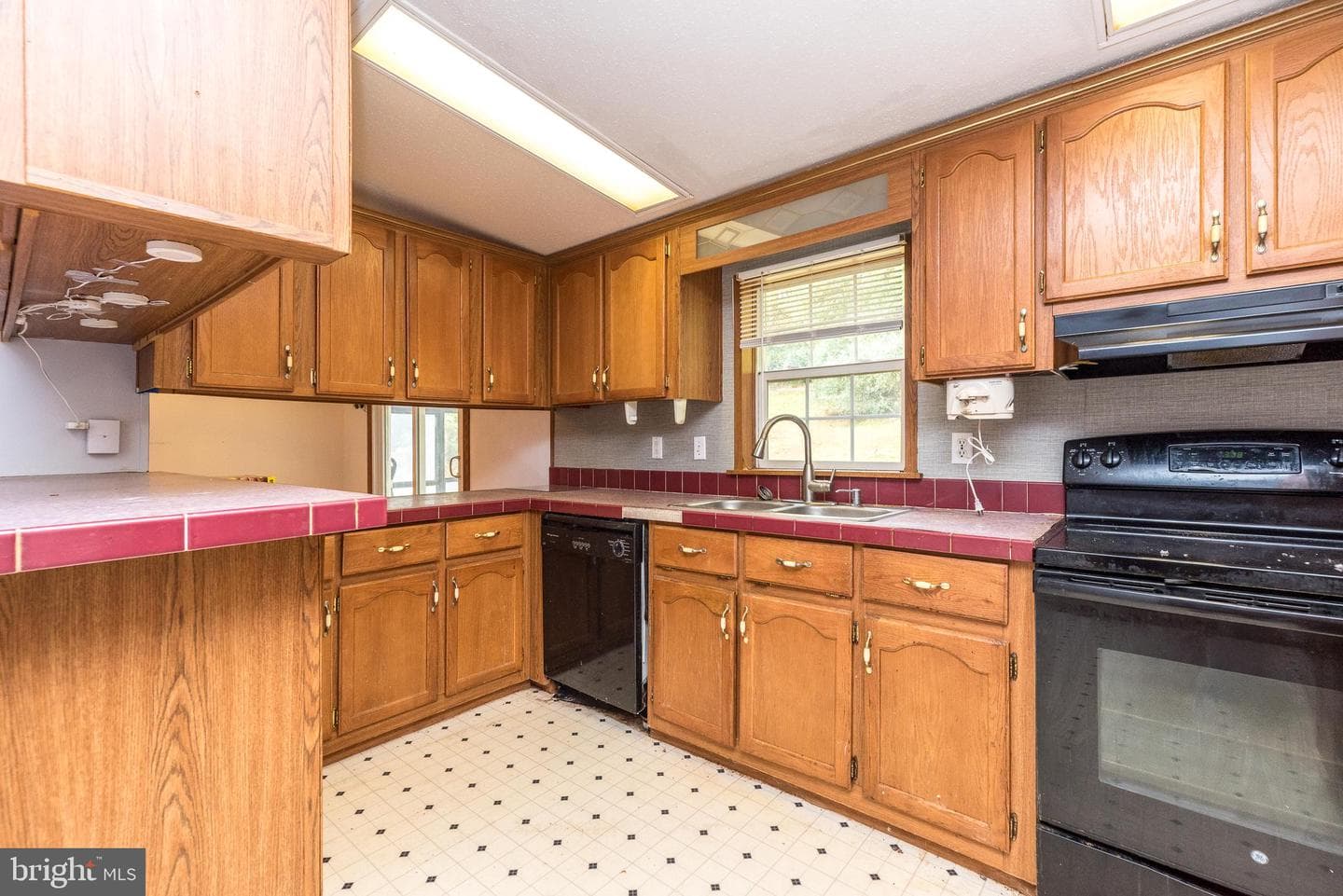2419 Sanatoga Road photo 20