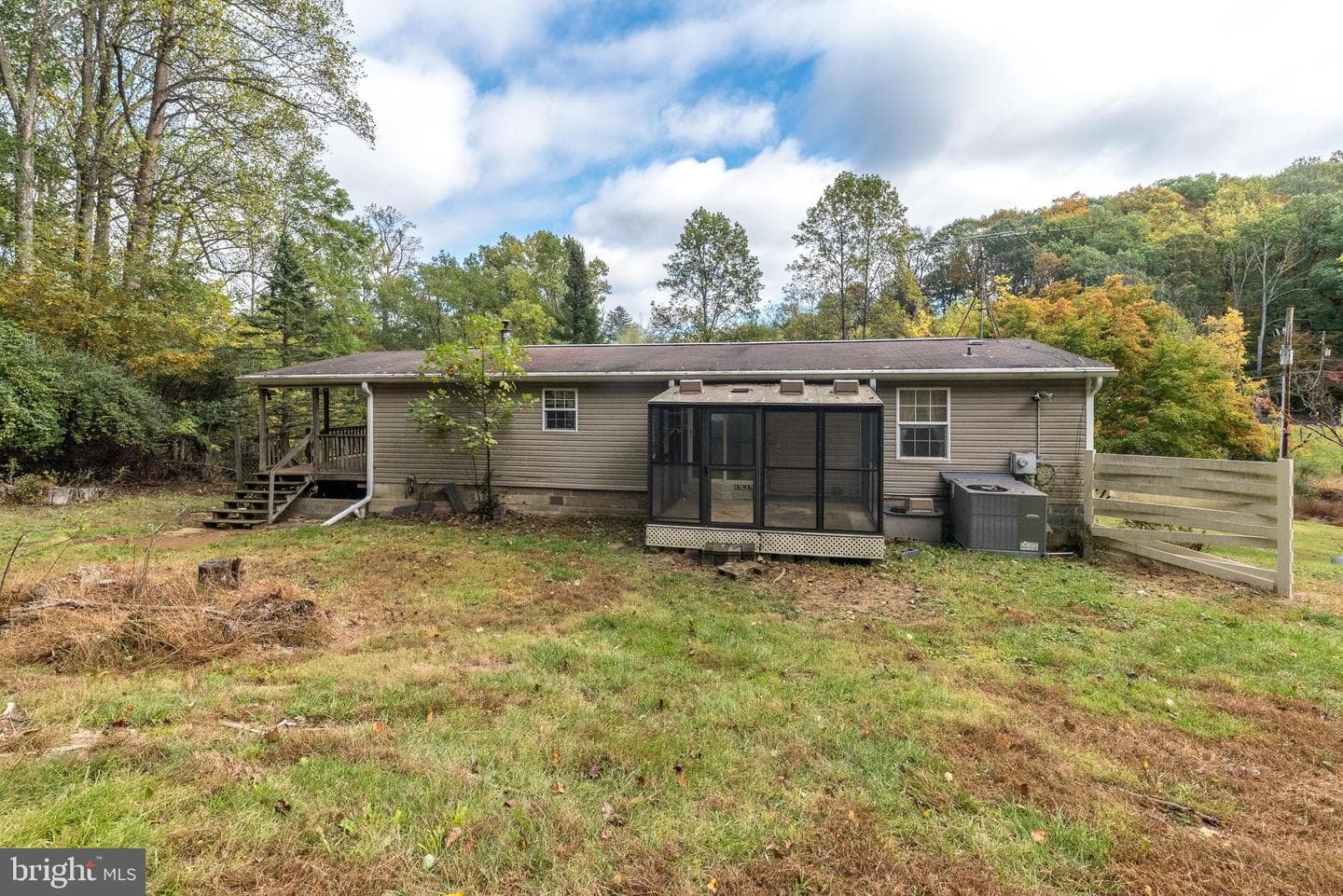 2419 Sanatoga Road photo 38