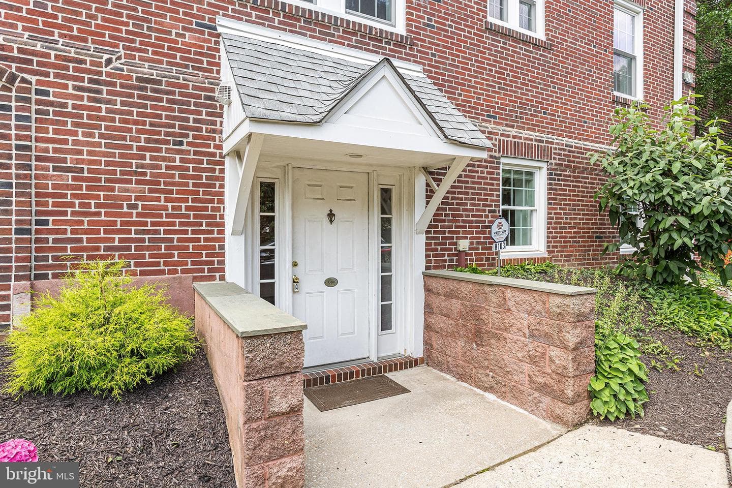 104 Woodside Road #a-103 photo 1
