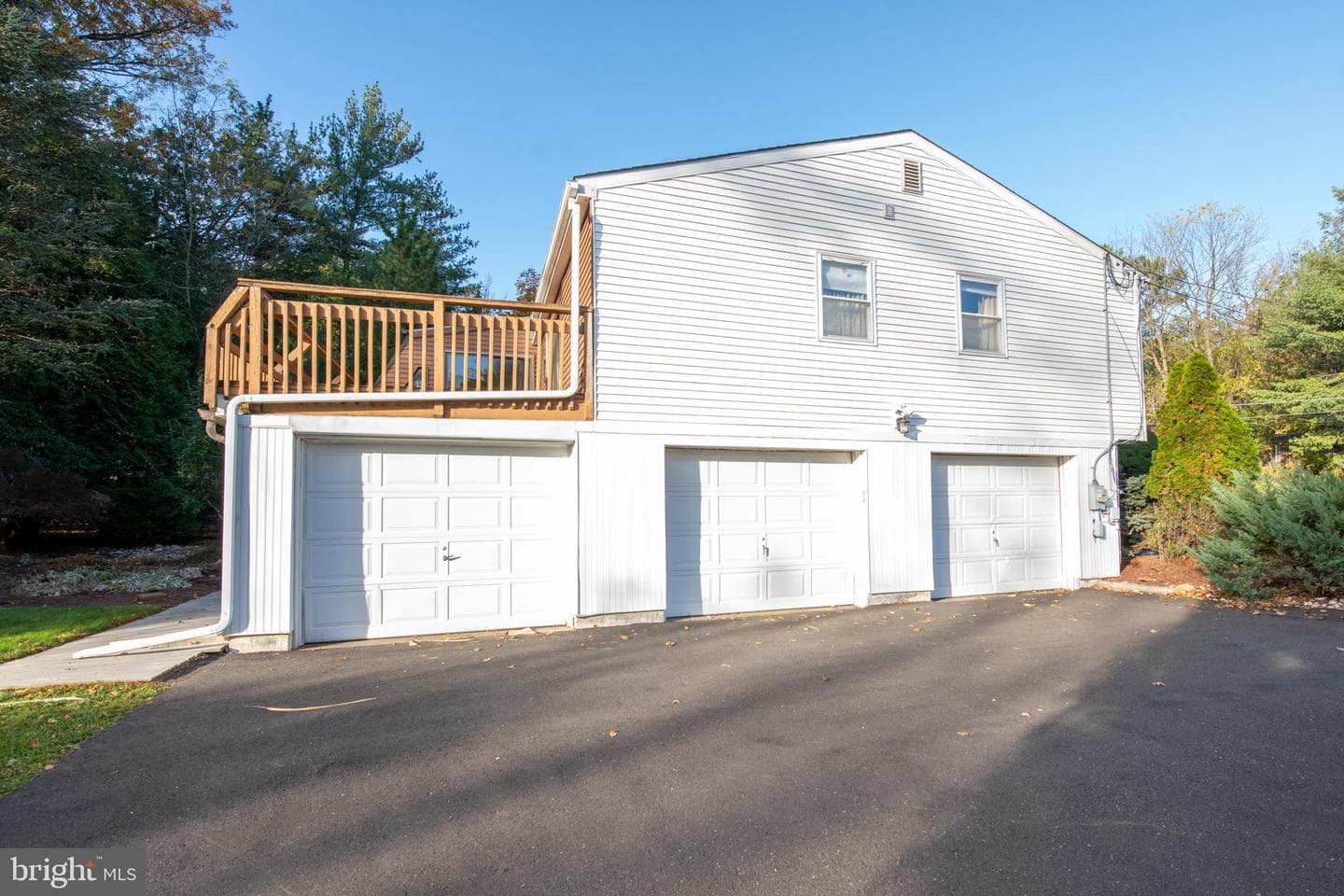 4145 Thistlewood Road photo 4