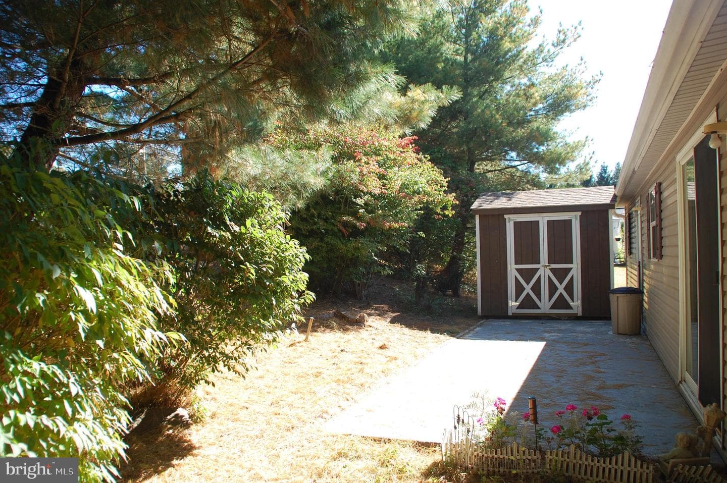 447 Manor House Lane photo 32