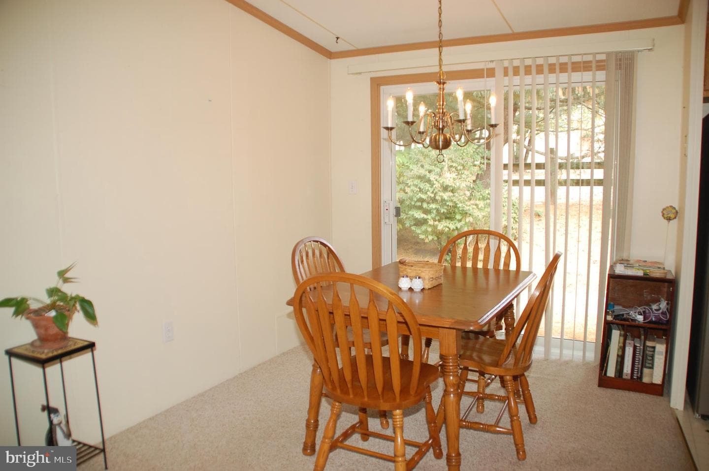 447 Manor House Lane photo 8
