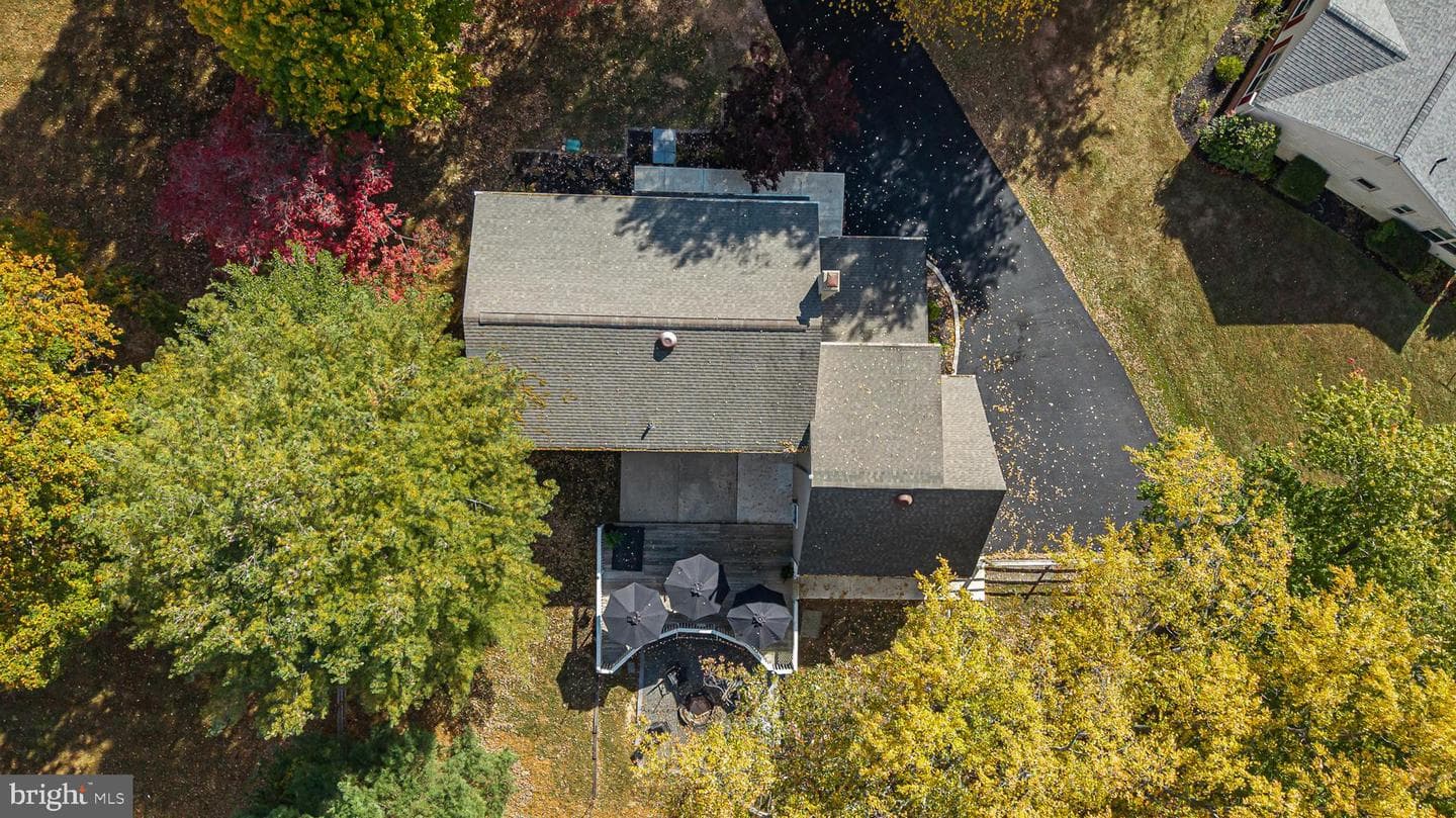 116 Norwood Lane photo 9