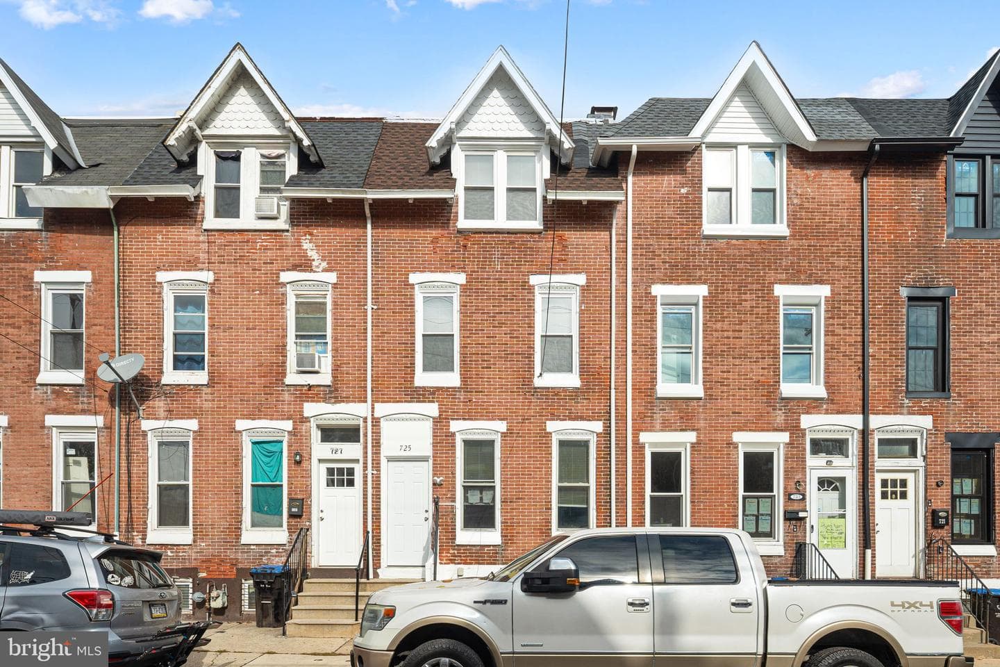 725 W Lafayette Street photo 2