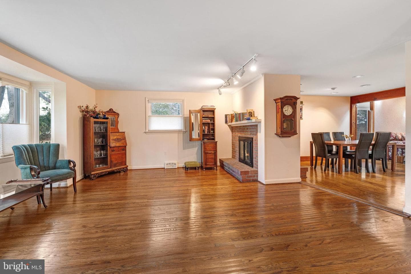 2390 Terwood Road photo 5