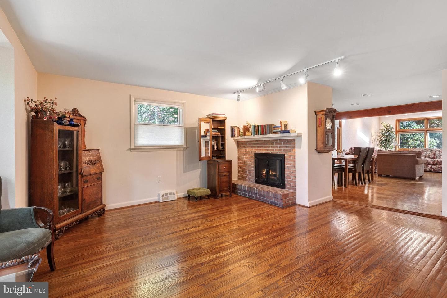 2390 Terwood Road photo 6