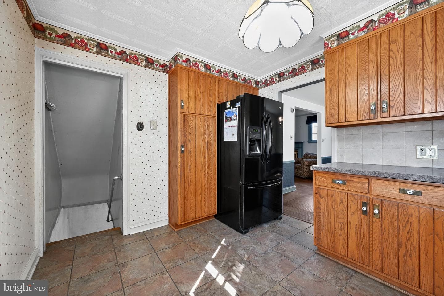 249 Forrest Avenue photo 14