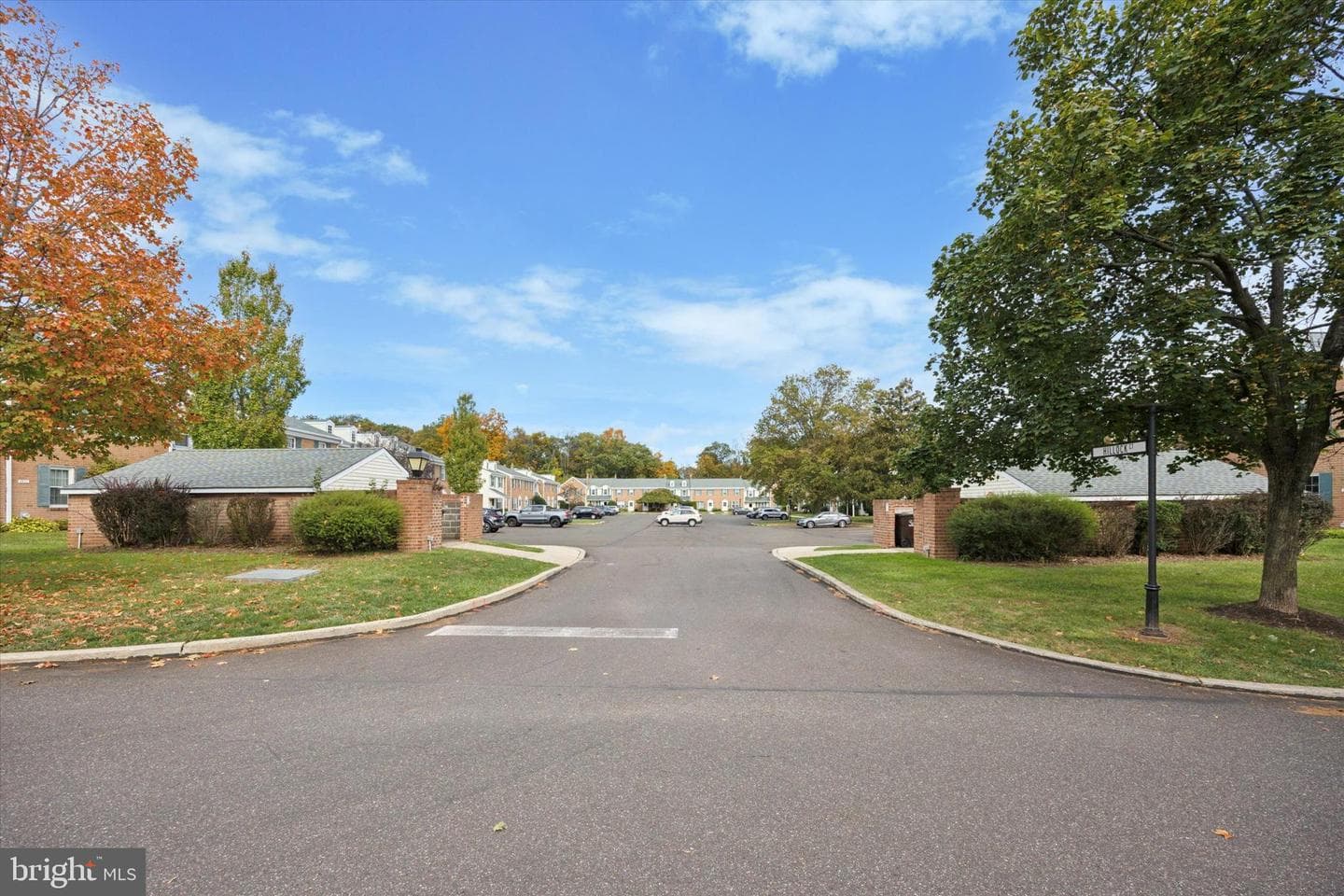 2415 Hillock Court photo 24