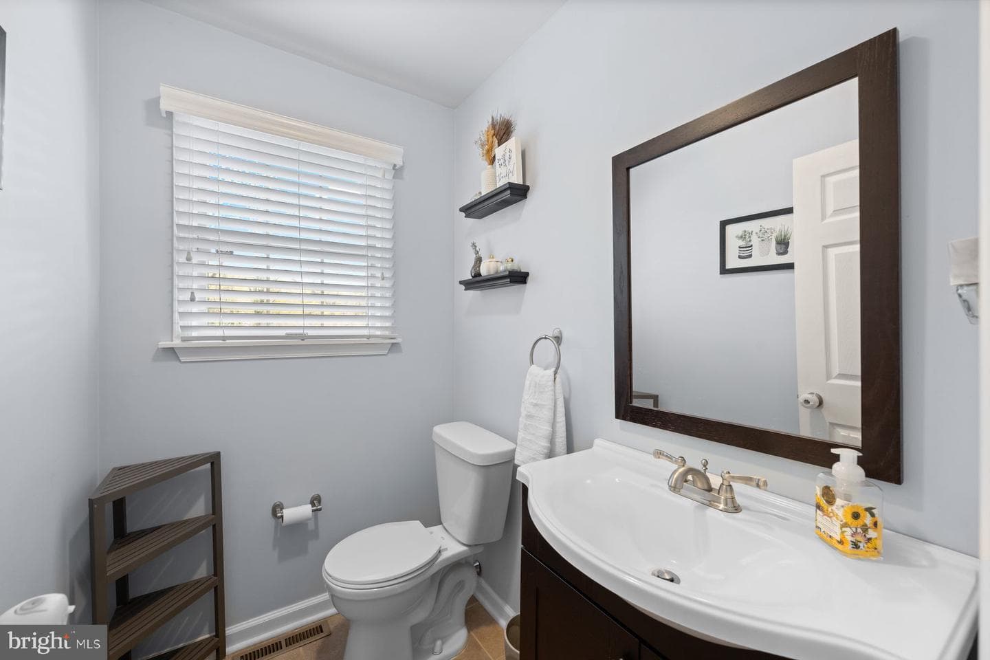 188 Arden Road photo 16