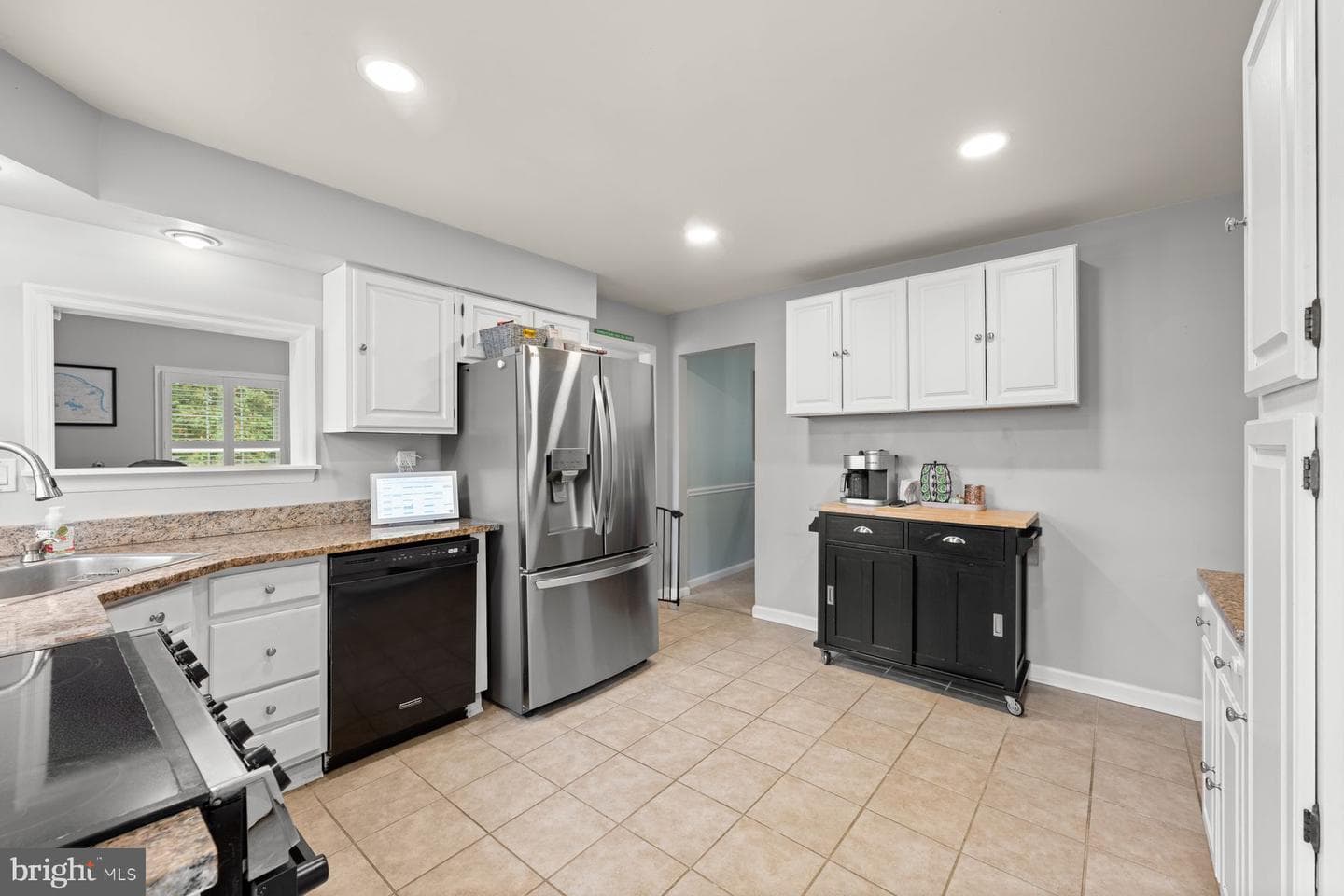188 Arden Road photo 4