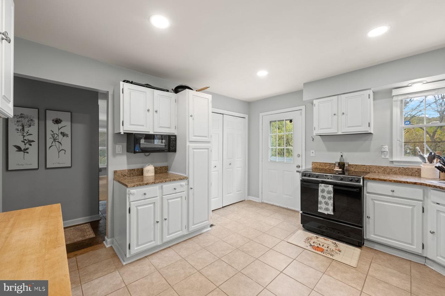 188 Arden Road photo 5