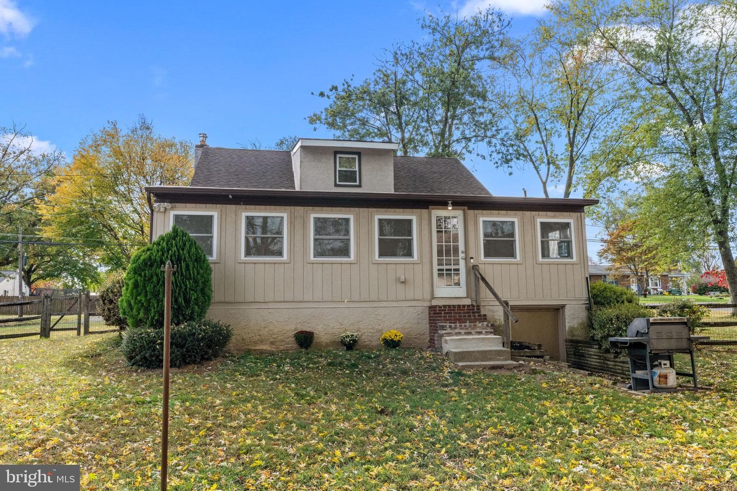 210 Castello Avenue photo 34