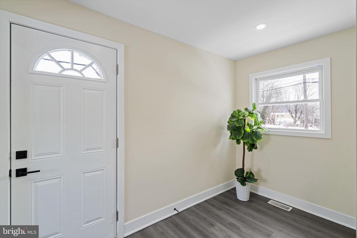 1601 Fairview Avenue photo 17
