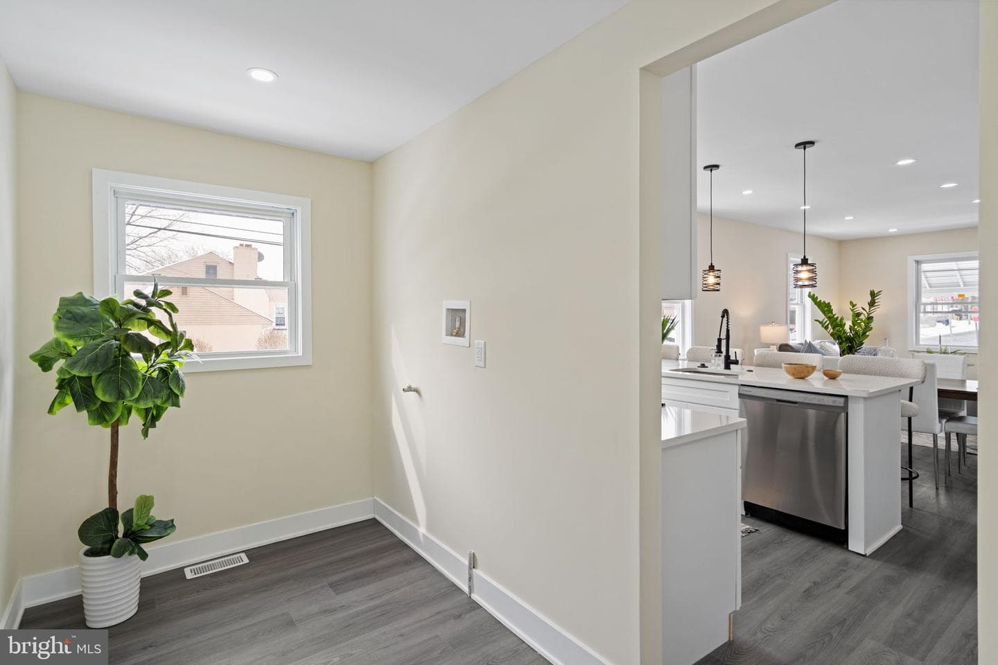 1601 Fairview Avenue photo 18