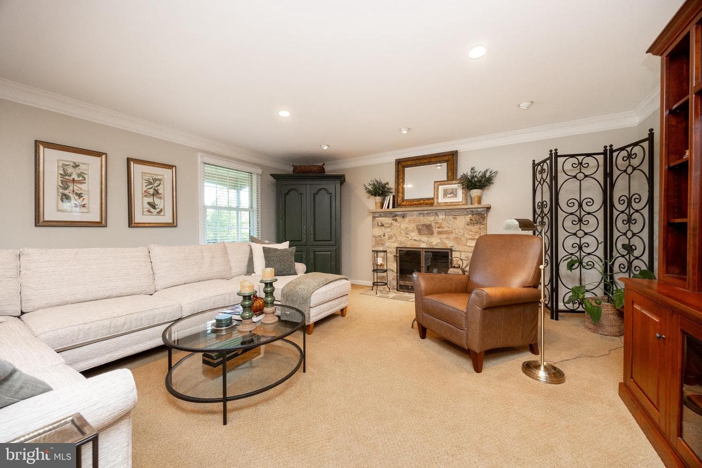 771 Sharon Lane photo 11