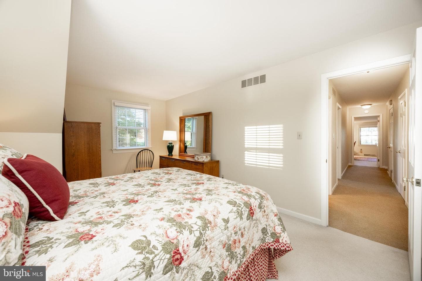 771 Sharon Lane photo 38