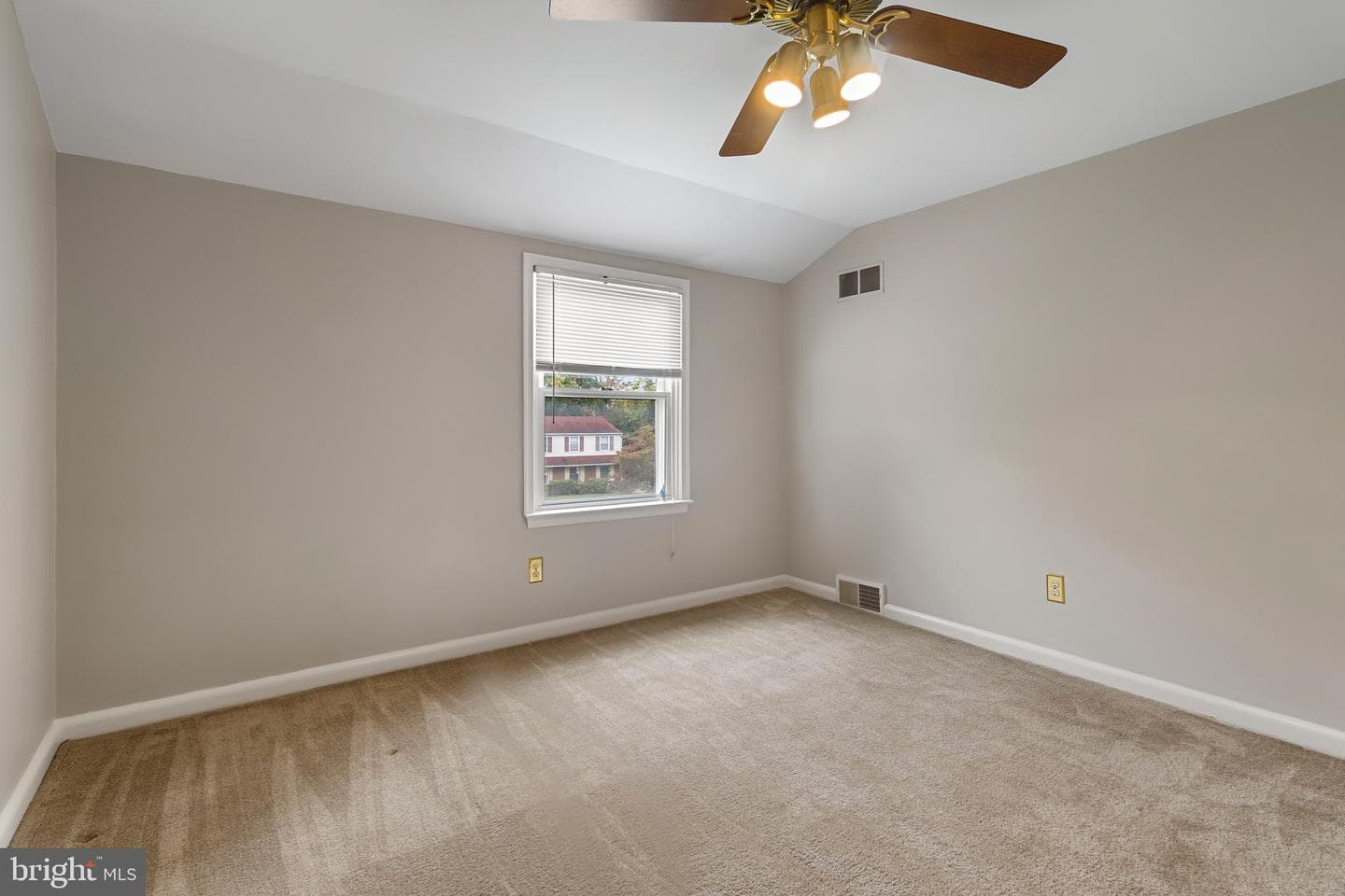 357 Marianne Road photo 18