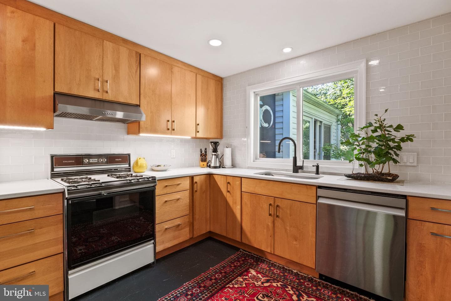 303 Glenway Road photo 15