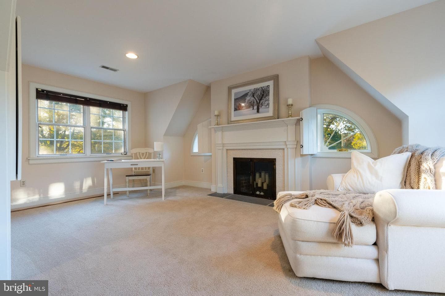 900 Gladestry Lane photo 21