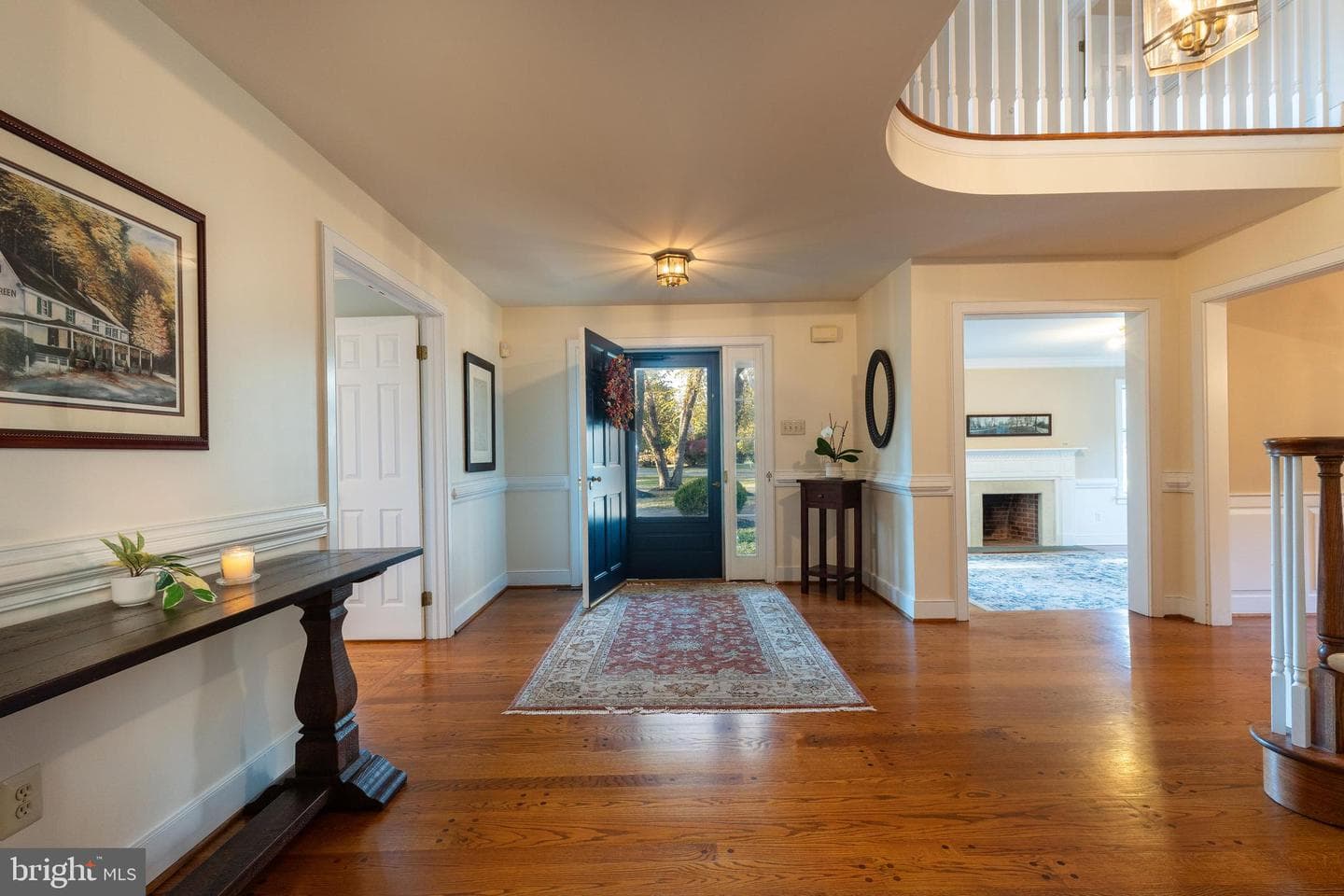 900 Gladestry Lane photo 3