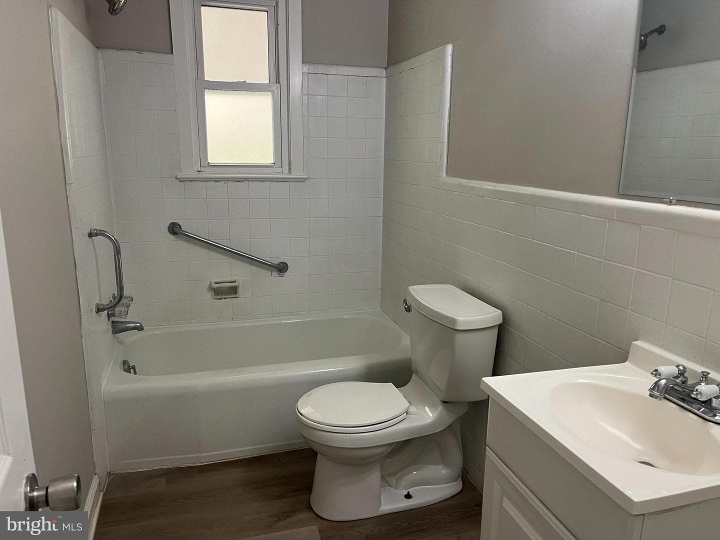 722 Maple Avenue photo 10