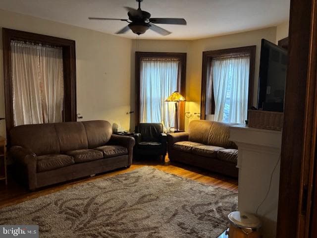 506 Trinity Place photo 4