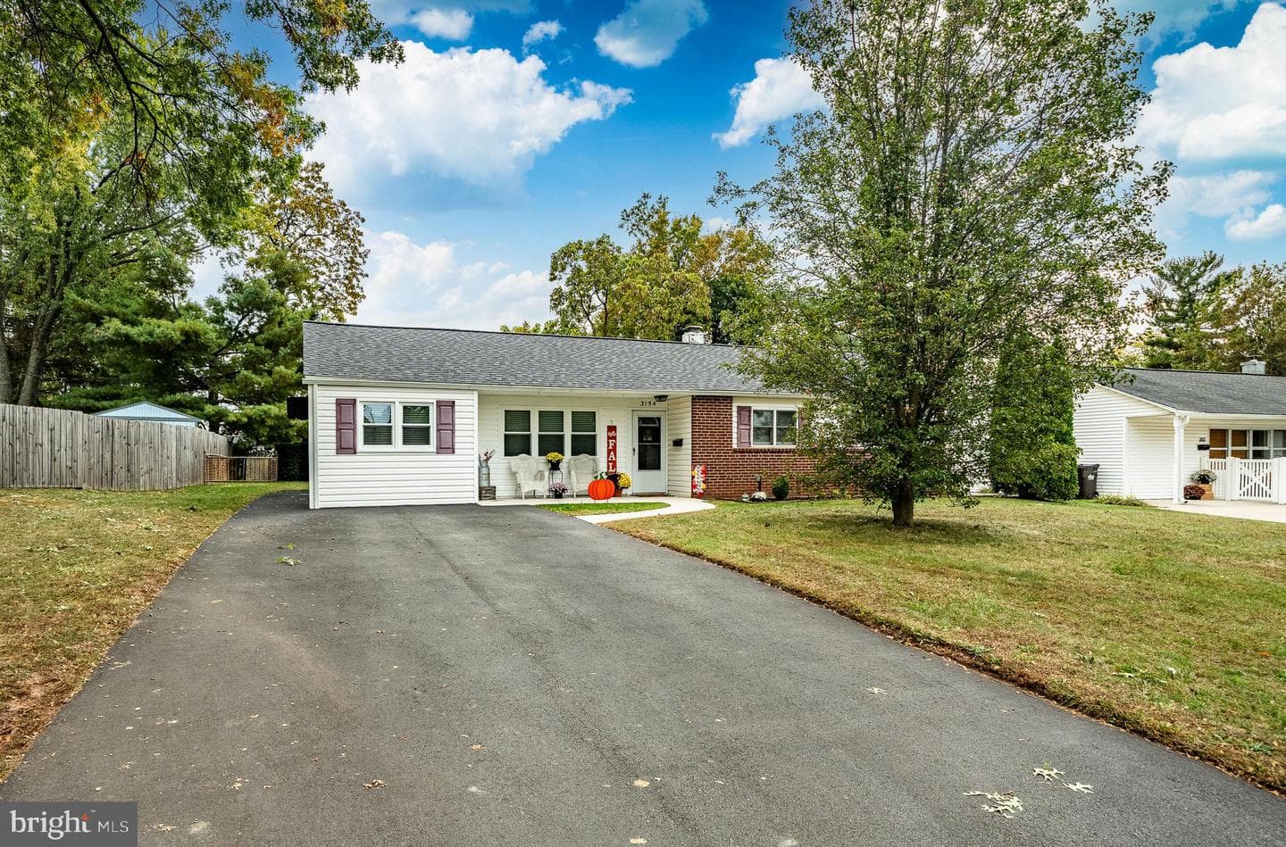 3154 Sycamore Lane photo 2