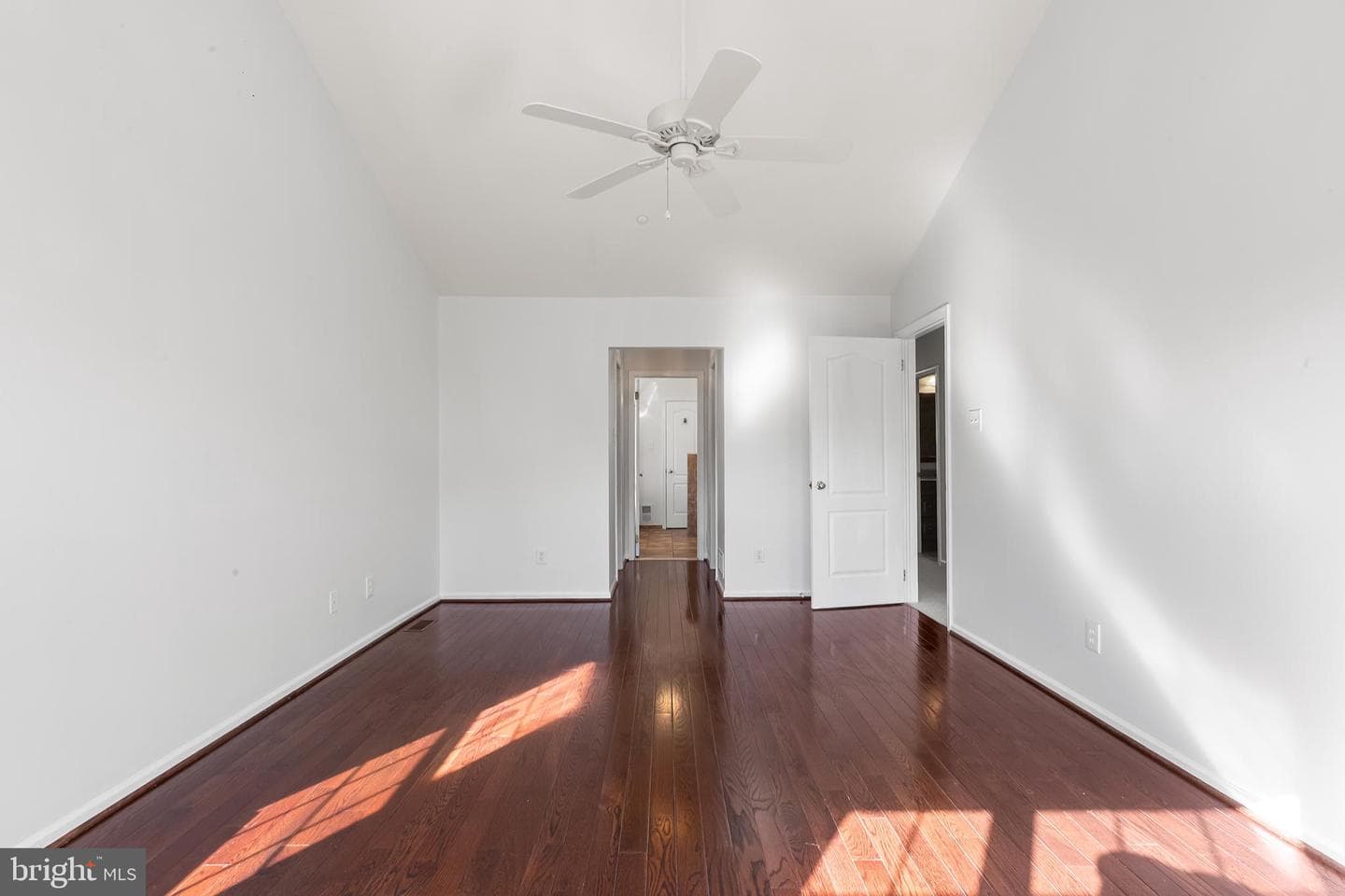272 Militia Drive photo 43