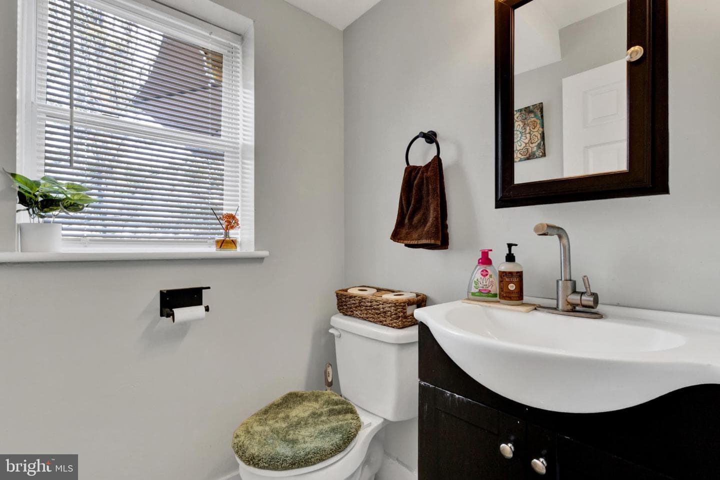 2625 Horsham Road photo 9