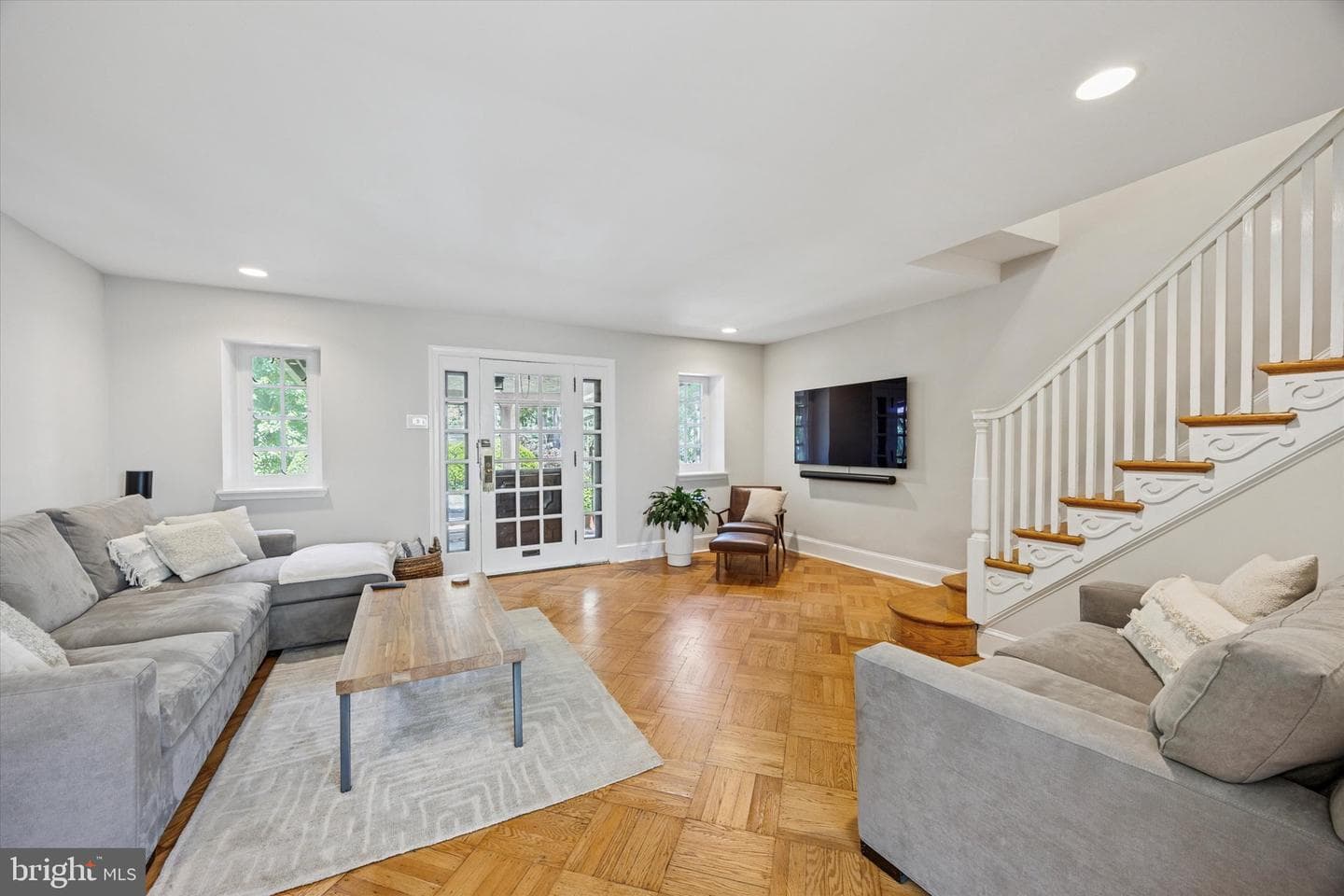 160 Edgehill Road photo 6