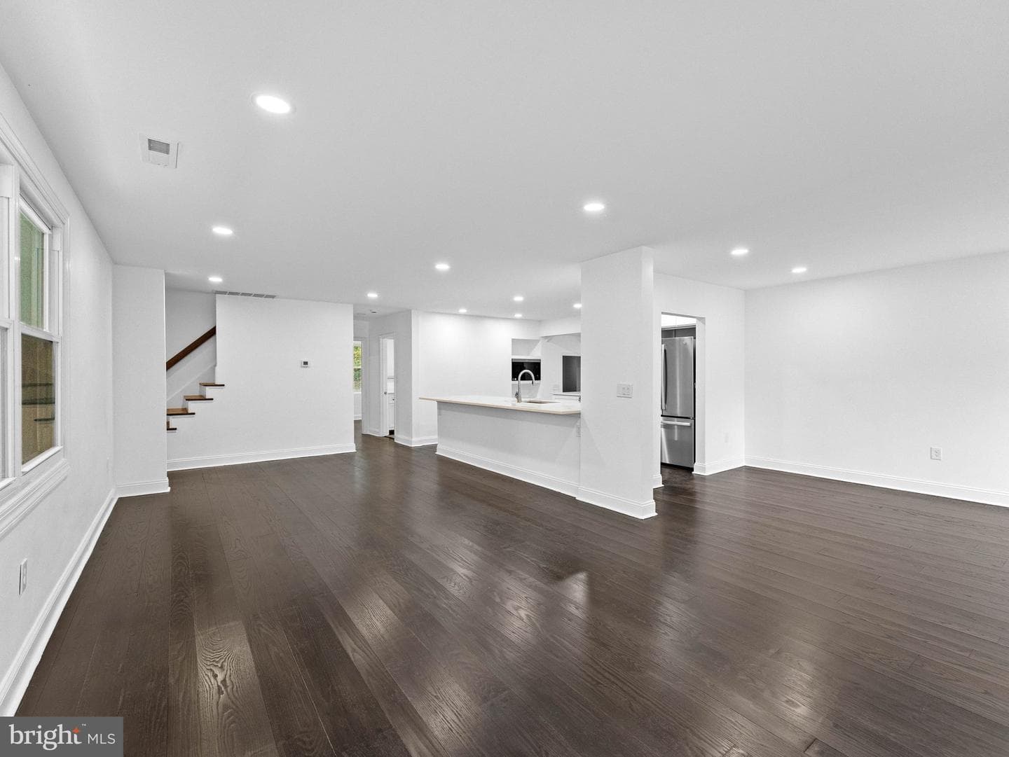 700 Crooked Lane photo 14