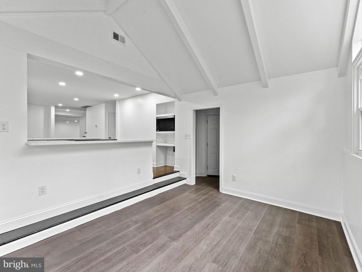 700 Crooked Lane photo 19