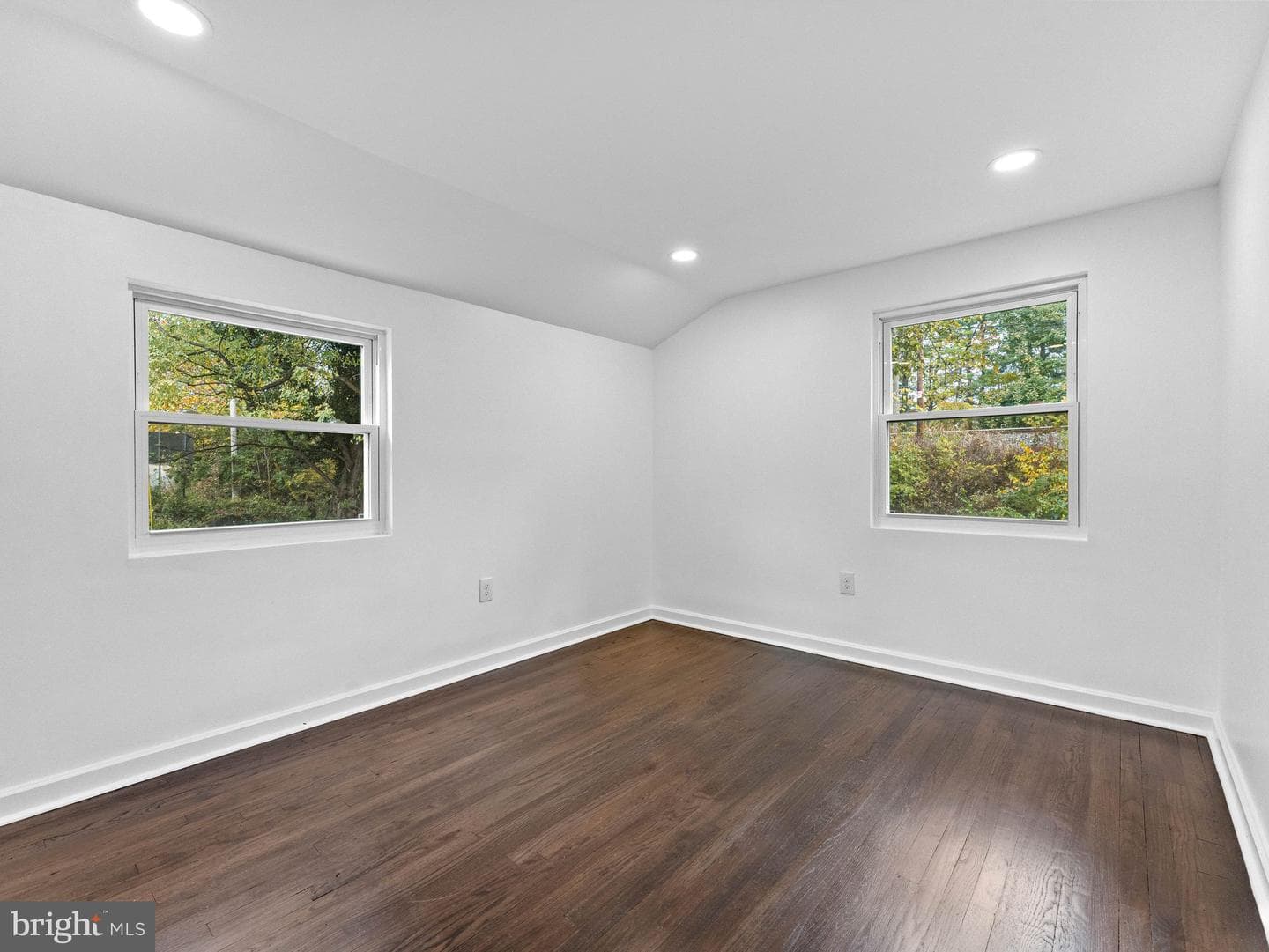 700 Crooked Lane photo 30