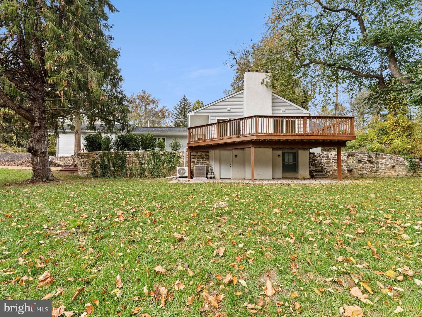 700 Crooked Lane photo 48