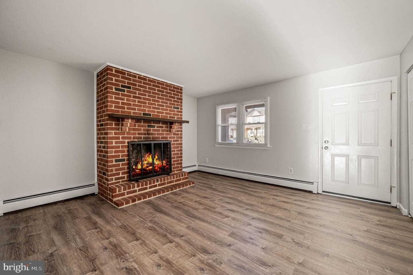 2404 Walnut Ridge photo 4