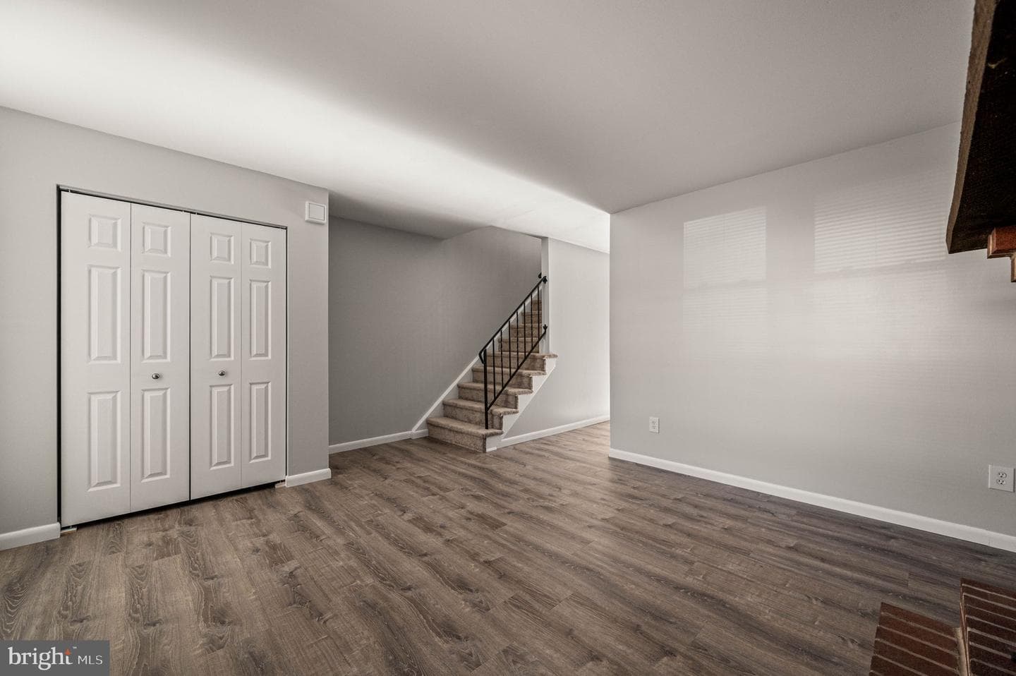 2404 Walnut Ridge photo 5