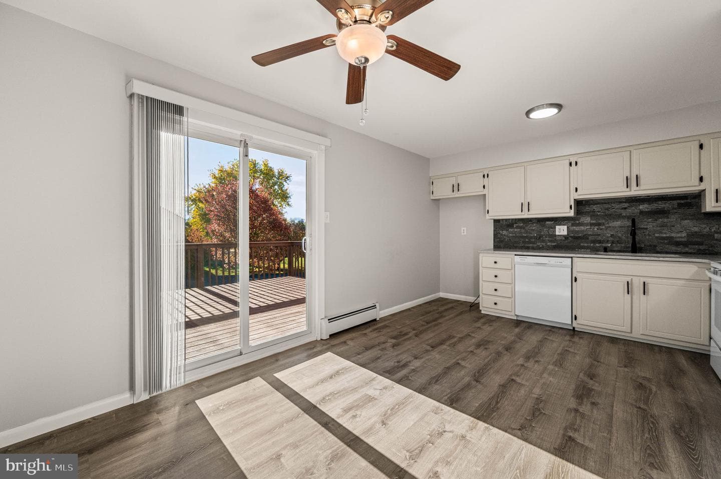 2404 Walnut Ridge photo 8
