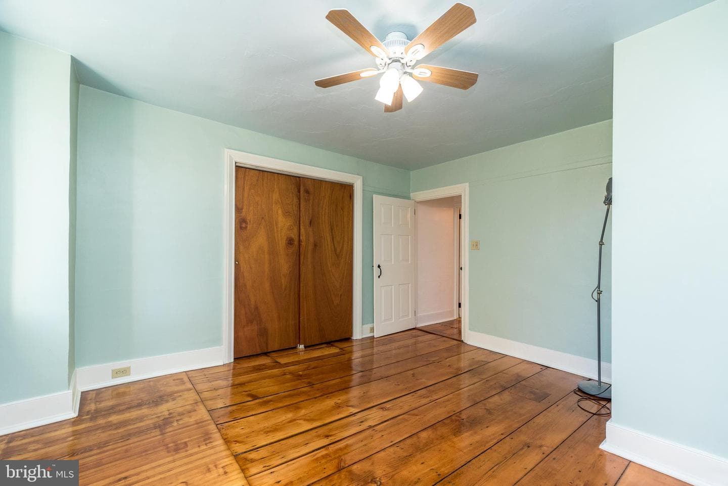1100 Cressman Rd photo 5