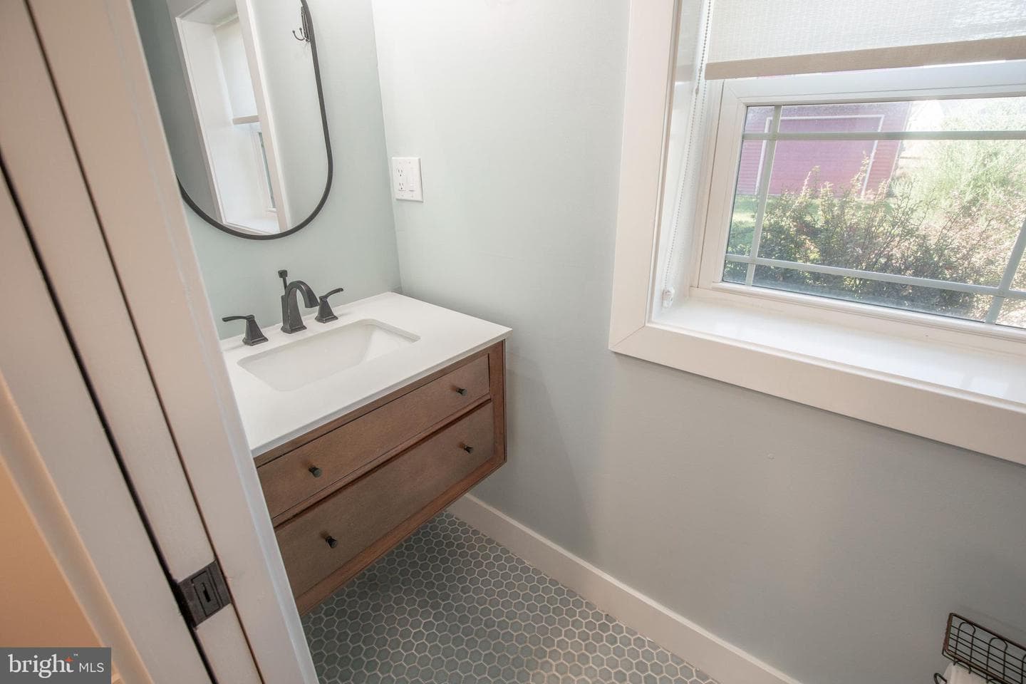236 Park Road photo 24